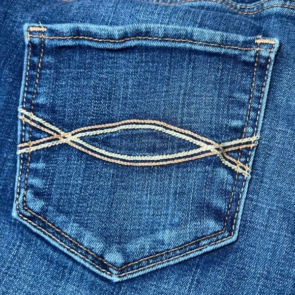 Abercrombie & Fitch Womens Size 2R Jeans 26x31 Blue Raw Hem Super CasualSkinny - Picture 12 of 15